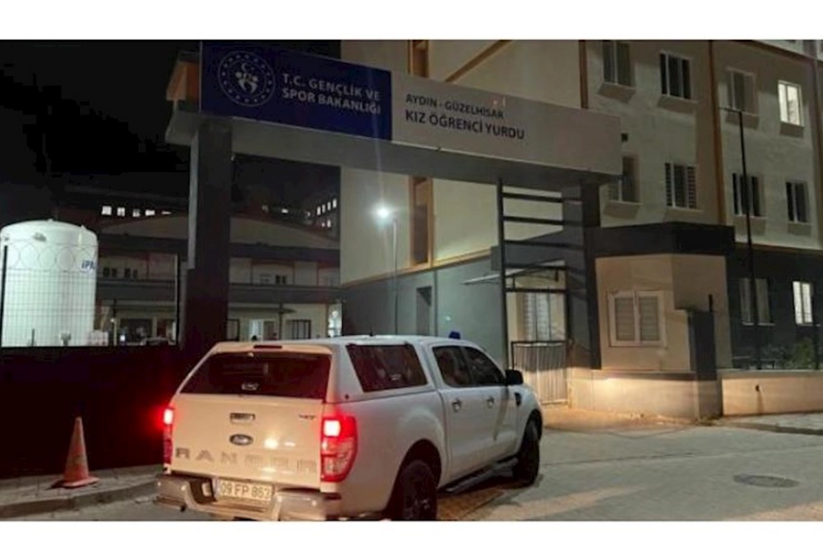 Tələbə yataqxanasında lift qəzası: Ölən var