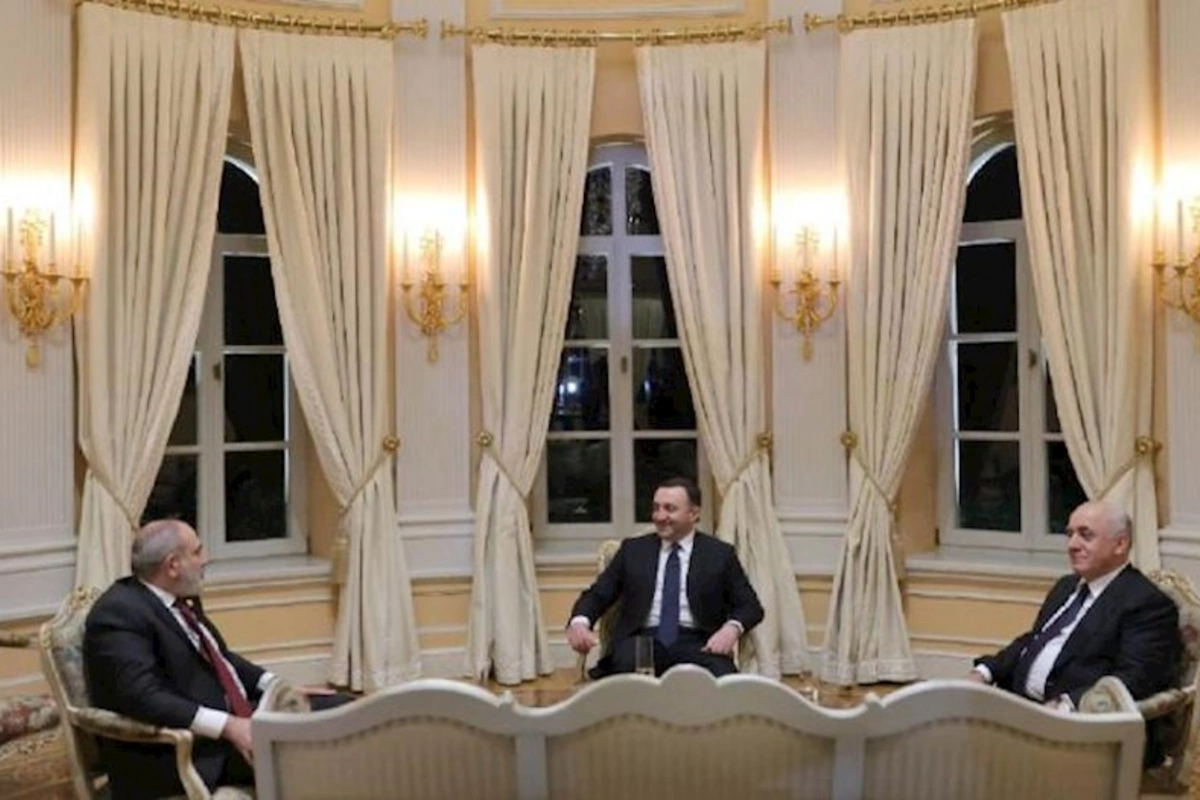 Azərbaycan və Ermənistan Baş nazirləri GÖRÜŞDÜ