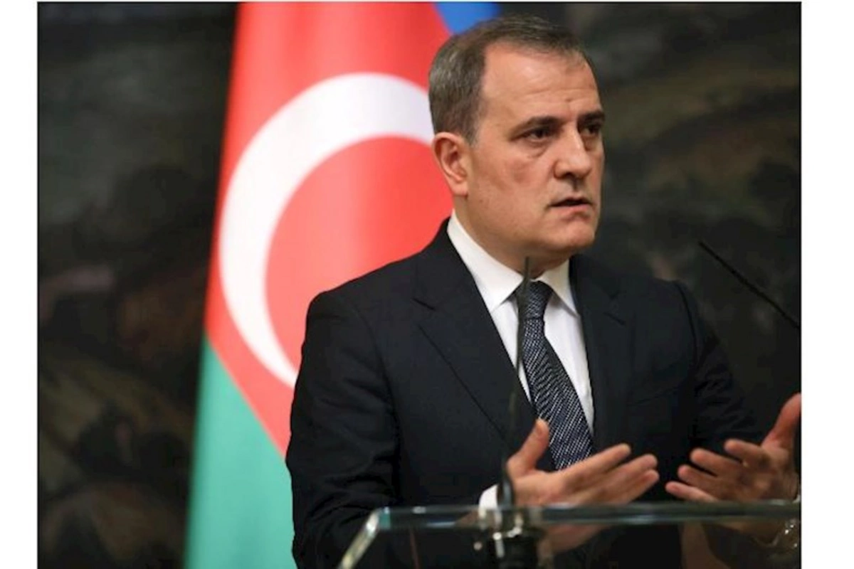 Ceyhun Bayramov Türkiyəyə getdi