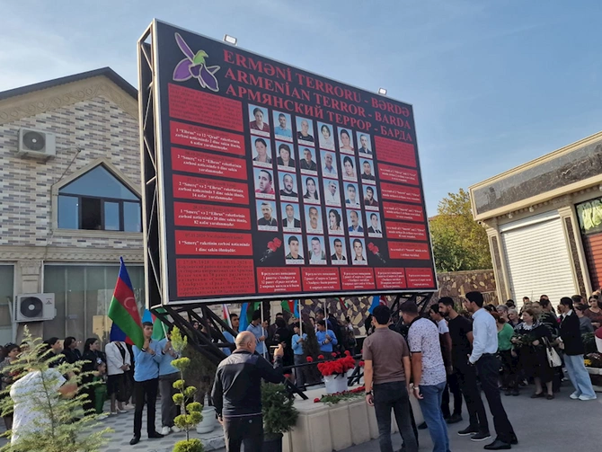 Bərdədə terror qurbanları anıldı — FOTOLAR Bərdədə terror qurbanları anıldı — FOTOLAR