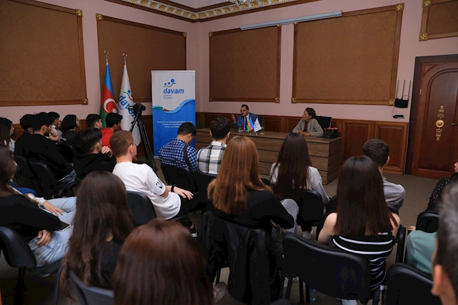 TİMBİR sədri Bakıda təşkil olunan seminara qatılıb — FOTOLAR