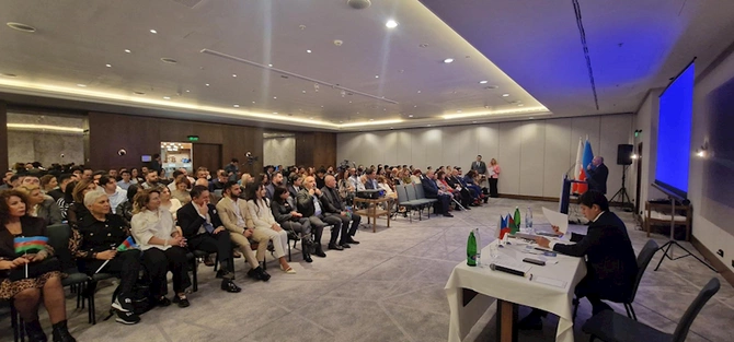 Praqada Azərbaycan icması ilə görüş keçirildi — FOTO Praqada Azərbaycan icması ilə görüş keçirildi — FOTO