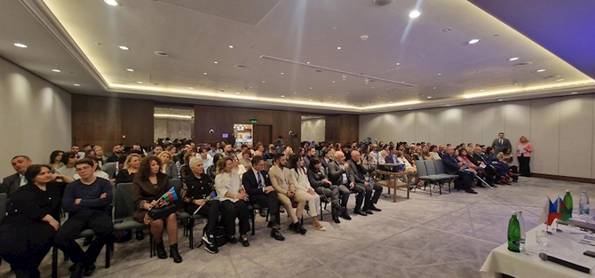 Praqada Azərbaycan icması ilə görüş keçirildi — FOTO Praqada Azərbaycan icması ilə görüş keçirildi — FOTO