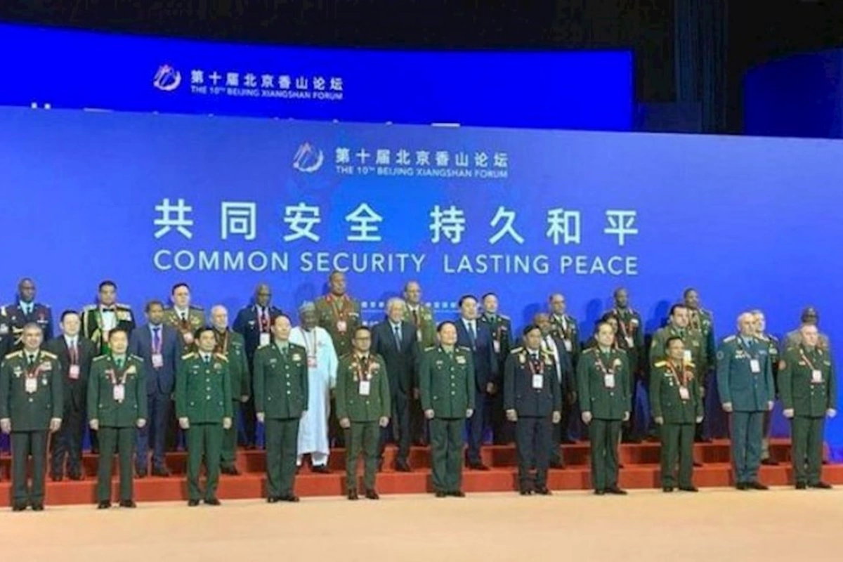 Azərbaycanın müdafiə naziri Pekin Syanşan Forumunun açılış ziyafətində iştirak edib — FOTO
