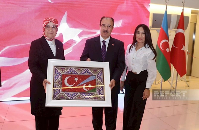 Bakıda Türkiyə Cümhuriyyətinin elan edilməsinin 100 ili münasibətilə rəsmi ziyafət verilib — FOTOLAR