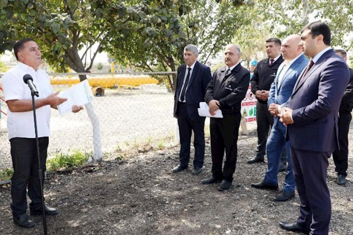 Açıq mikrofonda Salyan rayonunun sahibkarları dinlənildi — FOTO