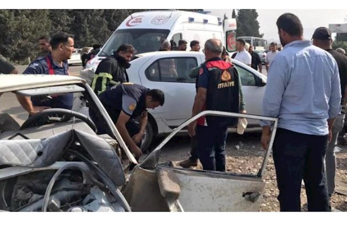 Dəhşətli yol qəzası: 1 ölü, 6 yaralı