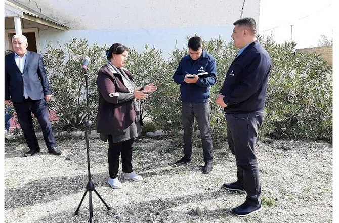 Atbulaq kəndinin sakinləri “Açıq mikrofon”da — FOTO Atbulaq kəndinin sakinləri “Açıq mikrofon”da — FOTO