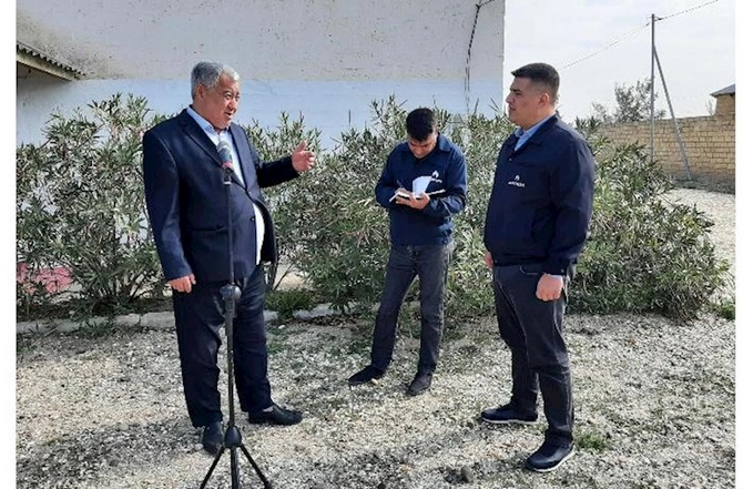 Atbulaq kəndinin sakinləri “Açıq mikrofon”da — FOTO Atbulaq kəndinin sakinləri “Açıq mikrofon”da — FOTO