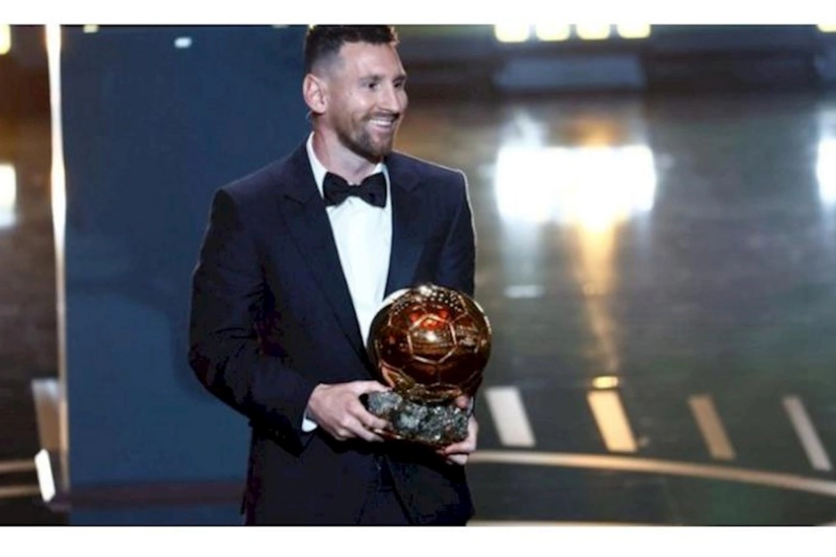 Messi 8-ci dəfə “Qızıl top”u qazandı