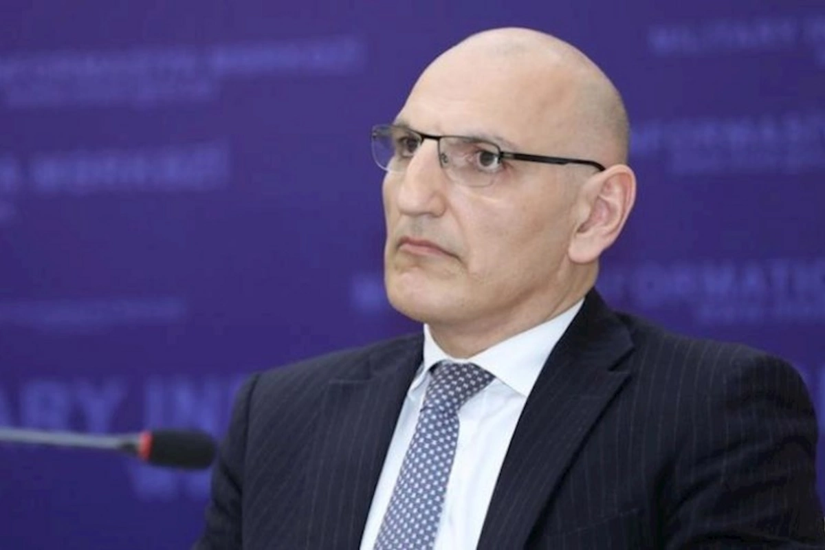 Elçin Əmirbəyov: “Ermənistanla sülh danışıqlarını dərhal bərpa etmək lazımdır”