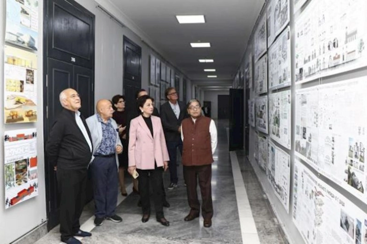 Dünya memarları Bakıya gəlib — FOTO
