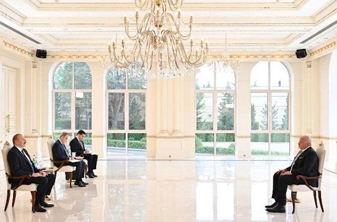 Prezident İordaniyanın yeni səfirinin etimadnaməsini qəbul edib Prezident İordaniyanın yeni səfirinin etimadnaməsini qəbul edib