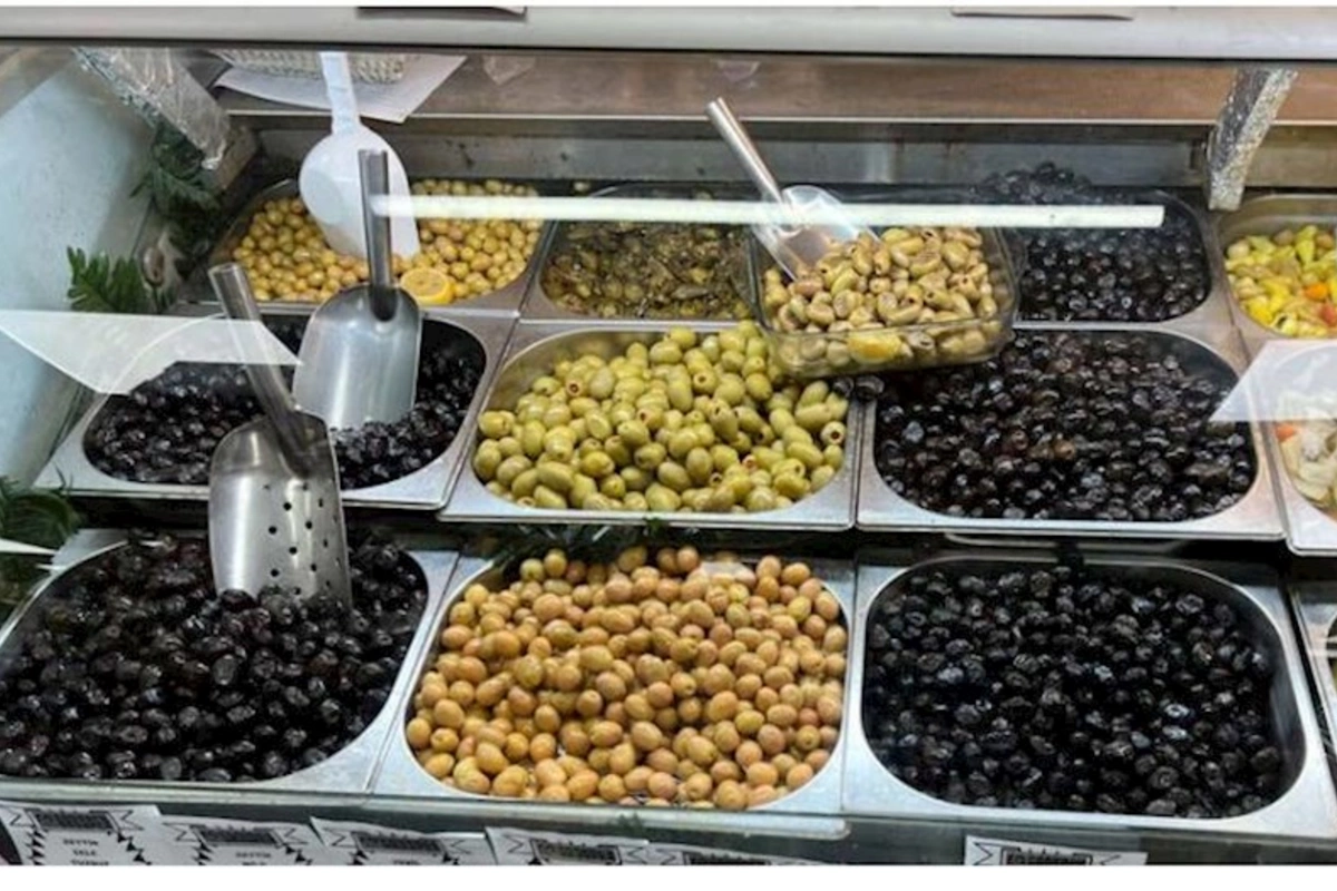 Marketlərdə zeytun tapılmır... — Qıtlığın yaranmasına səbəb nədir?