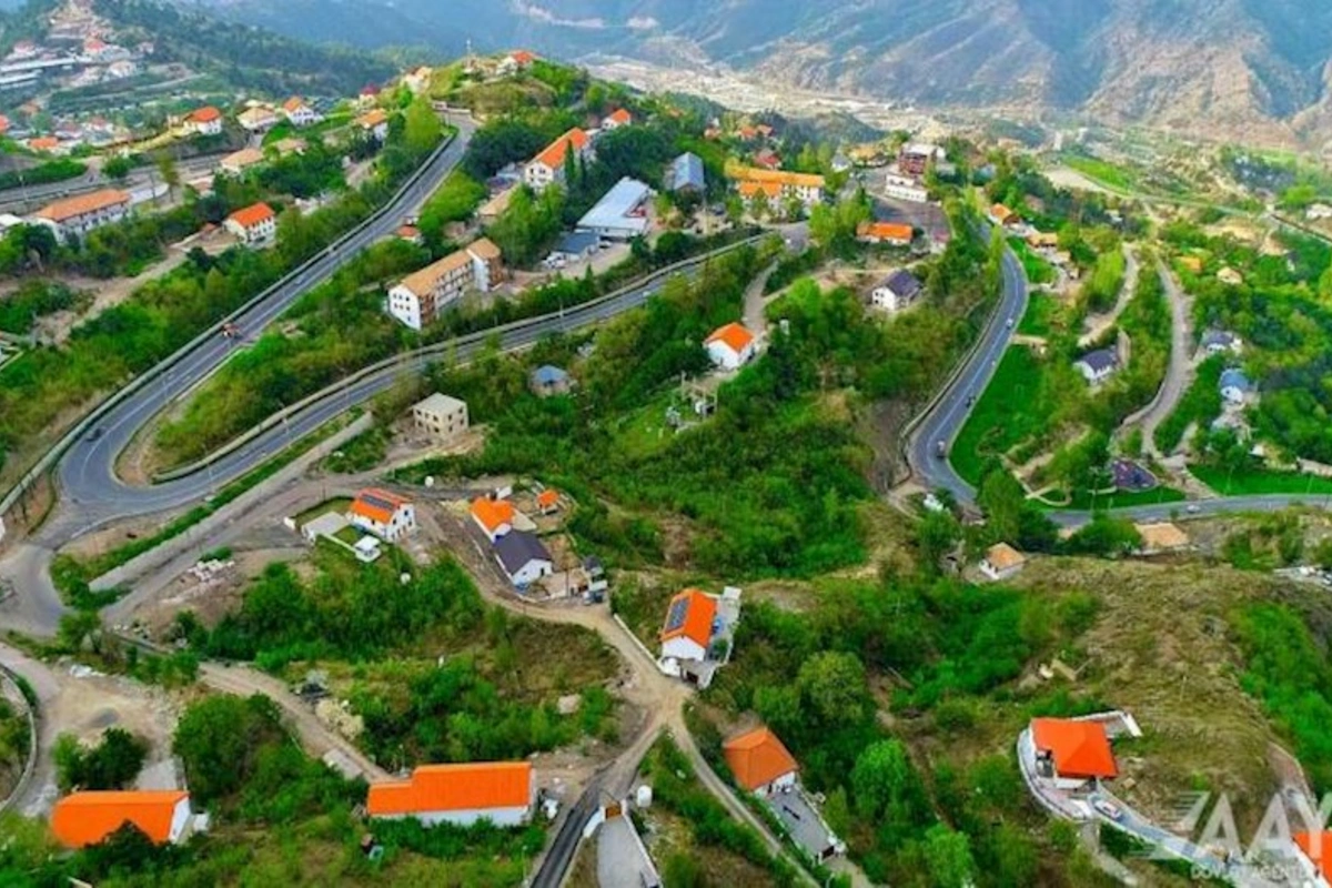 Laçında şəhərdaxili yollar asfaltlanır — VİDEO/FOTO