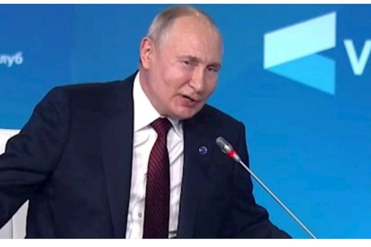 Putin xəyanət ittihamına gülə-gülə inək məsəli ilə cavab verdi — VİDEO