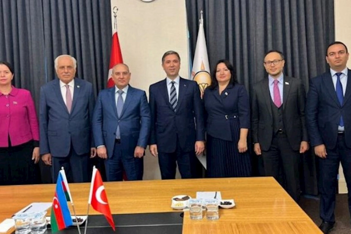 YAP Sədrinin müavini AK Parti Sədrinin müavini ilə görüşdü