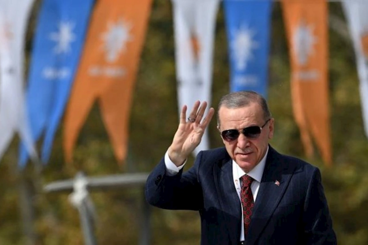 Ərdoğan yenidən Türkiyənin hakim partiyasının sədri seçildi