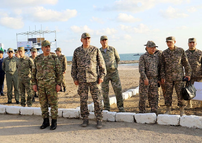 Nazirlər “Xəzri-2023” taktiki təliminin növbəti mərhələsini izləyiblər — FOTO/VİDEO