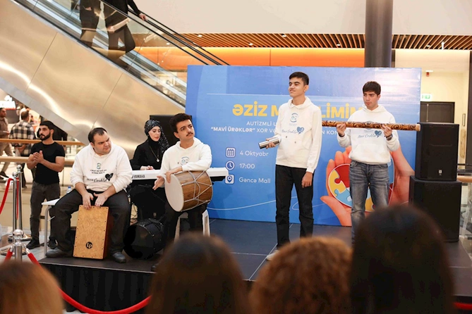 “Əziz müəllimim” layihəsi — FOTOLAR “Əziz müəllimim” layihəsi — FOTOLAR