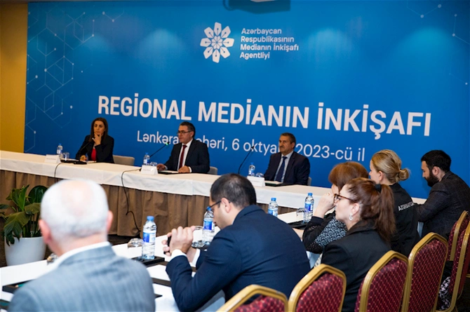 “Regional Medianın İnkişafı” layihəsi çərçivəsində media nümayəndələri ilə növbəti görüş Lənkəran şəhərində keçirilib “Regional Medianın İnkişafı” layihəsi çərçivəsində media nümayəndələri ilə növbəti görüş Lənkəran şəhərində keçirilib