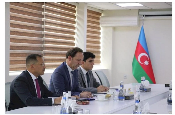 Beynəlxalq Miqrasiya Təşkilatının regional direktoru ilə görüş keçirildi Beynəlxalq Miqrasiya Təşkilatının regional direktoru ilə görüş keçirildi