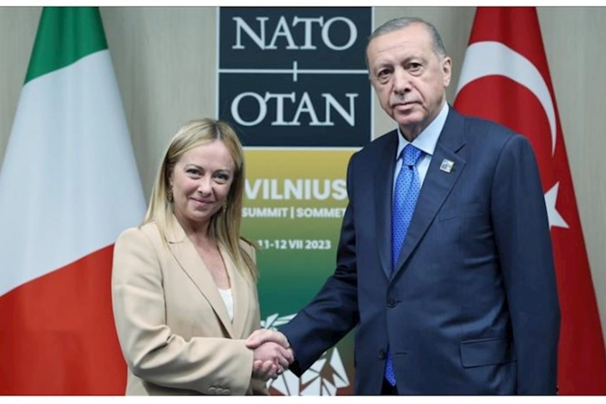 Ərdoğan İtaliyanın Baş naziri ilə DANIŞDI