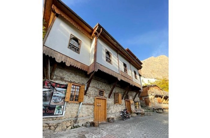 Dünyada ikinci olan kanyonu ilə məşhur turizm məkanı — Atatürkün adını verdiyi Kemaliye...