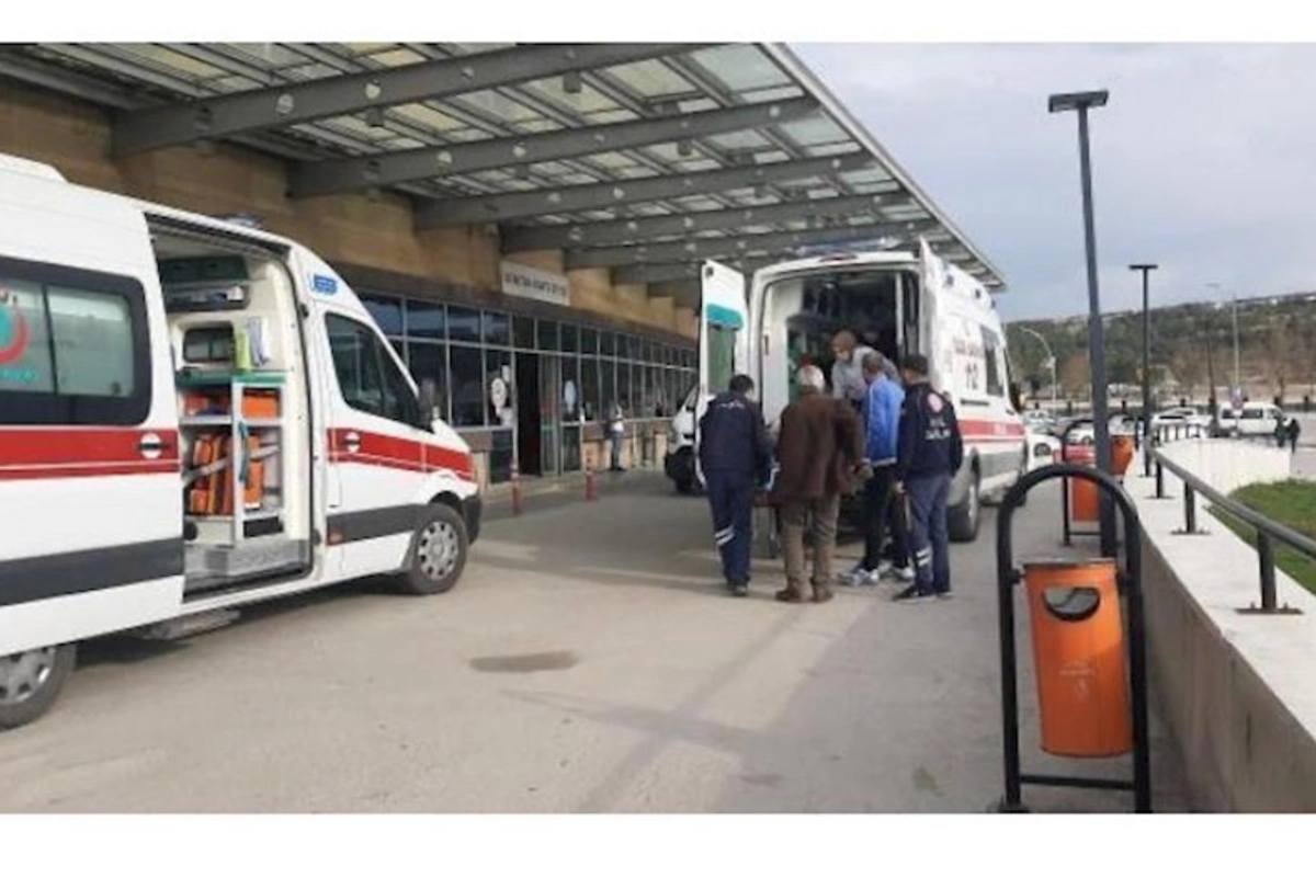 Zəncirvari yol qəzası: 1 ölü, 6 yaralı
