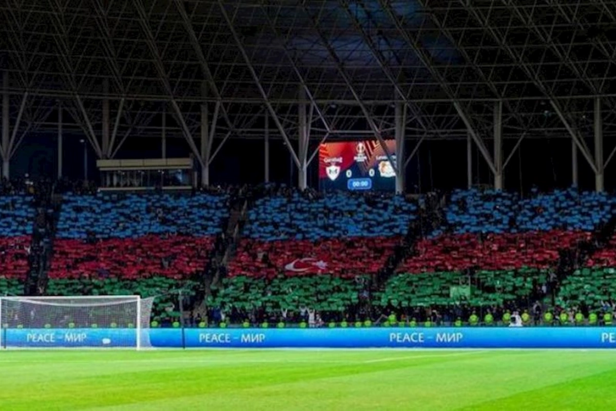 Vətən bayrağımızın rəngləri ilə qürur duyduğumuz gün! — FOTO