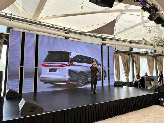 Lexus LM modeli təqdim edildi — Azərbaycanda 2 VERSİYADA (FOTOLAR)
