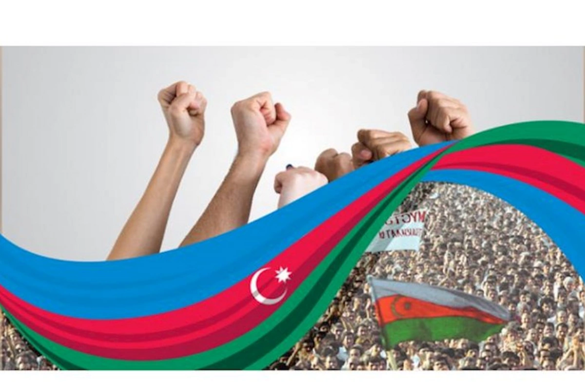 Birlik və dirçəliş günü: “Azadlıq hərəkatı Azərbaycan xalqına ilk dəfə onun dərdini anlatdı, mübarizə yolunu göstərdi”