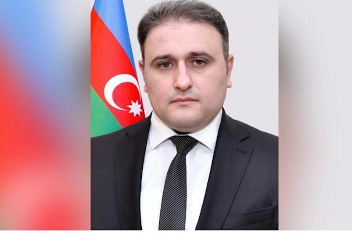 Yeni müdafiə sənayesi naziri kollektivə təqdim olunub
