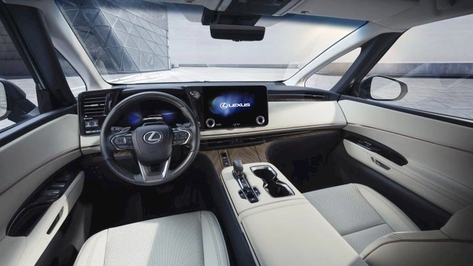 Lexus LM modeli təqdim edildi — Azərbaycanda 2 VERSİYADA (FOTOLAR)