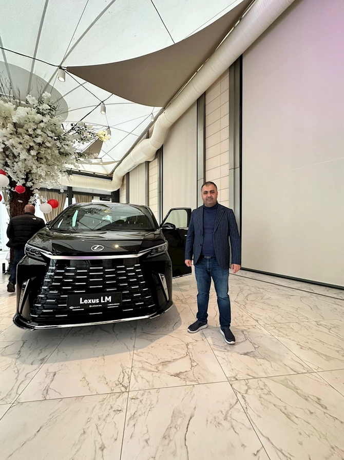 Lexus LM modeli təqdim edildi — Azərbaycanda 2 VERSİYADA (FOTOLAR)
