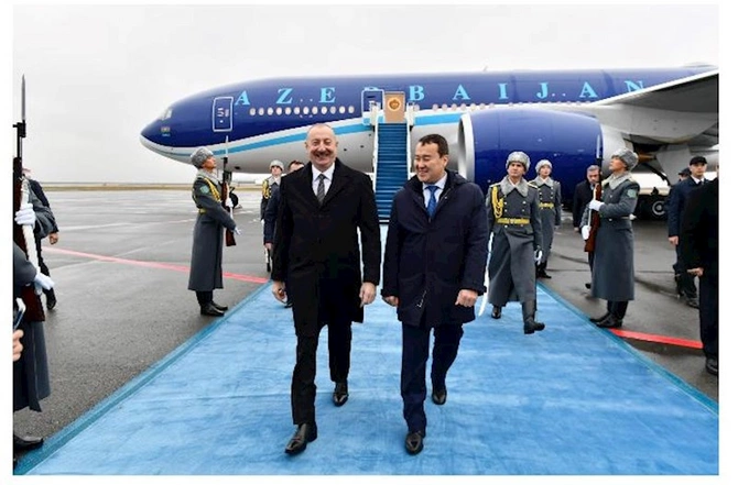 İlham Əliyev Qazaxıstana getdi
