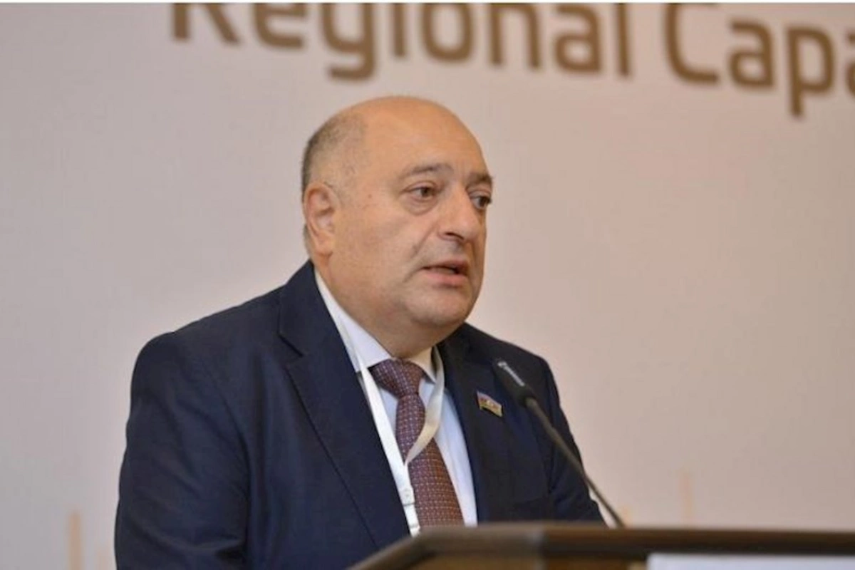“İnsanlar təhsil alır, sonra da diplomu ilə küçədə qalır” — Musa Quliyev