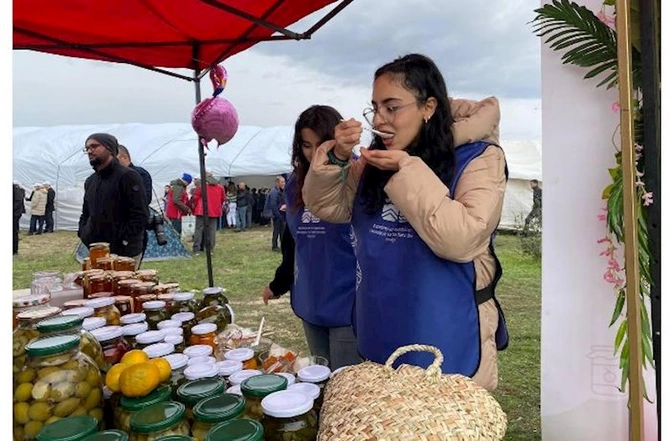 Flaminqo festivalı — Təbiətlə insanın vəhdəti (FOTOLAR) Flaminqo festivalı — Təbiətlə insanın vəhdəti (FOTOLAR)
