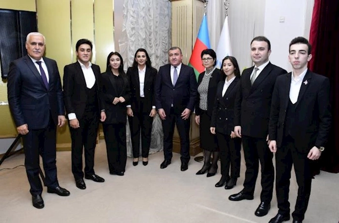 Heydər Əliyev və müasir Azərbaycan gəncliyi — FOTOLAR