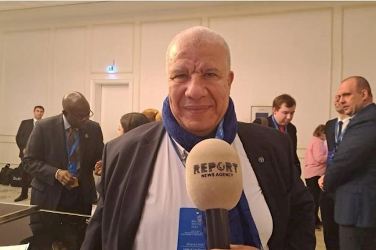 Fransanın assosiasiya sədri: Makron hərdəmxəyaldır