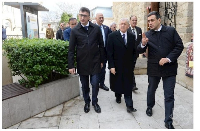 İraq Prezidenti İçərişəhərdə — FOTOLAR