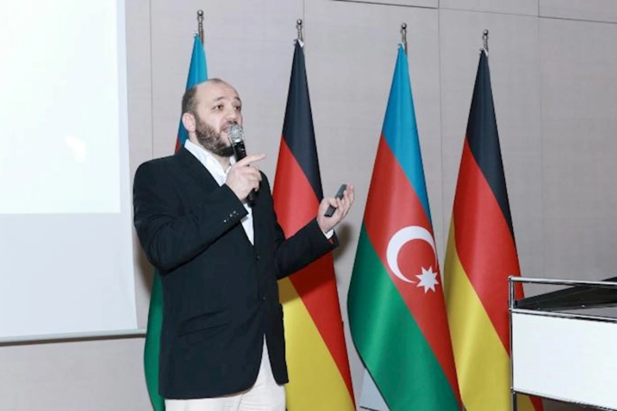 Süni ürək aparatı kəşf edən azərbaycanlı həkim — Fəaliyyətimi Azərbaycanda davam etdirmək fikrindəyəm (VİDEO)