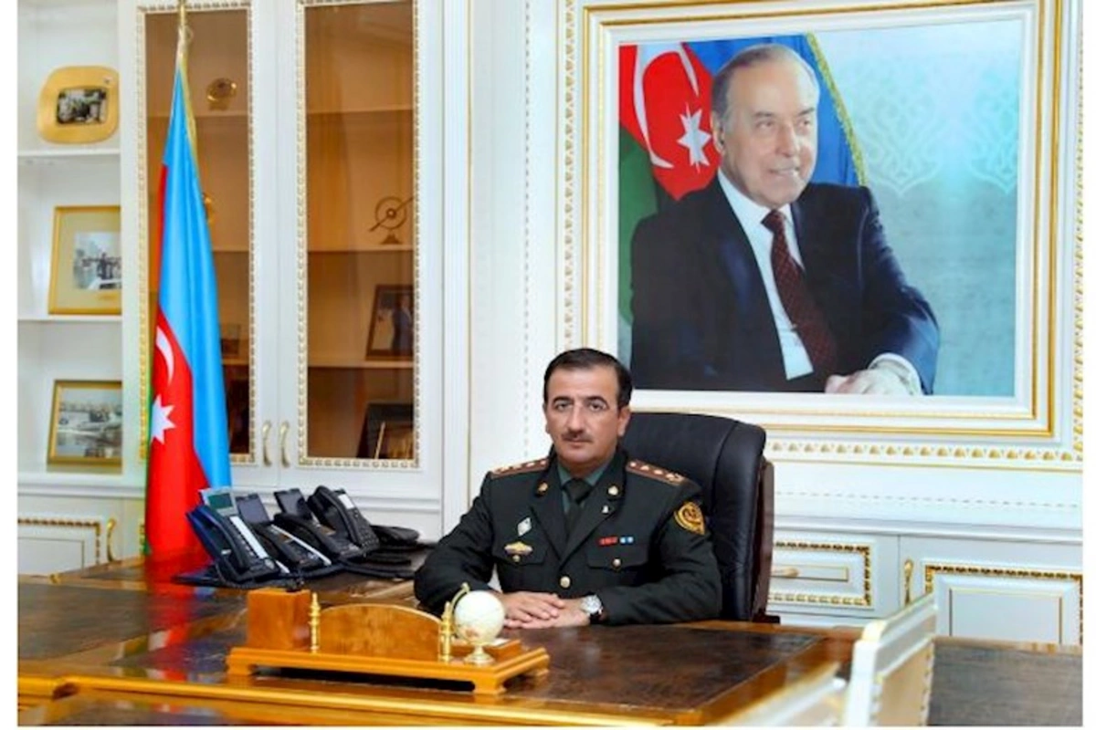 Prezident xidmət rəisinə general-mayor rütbəsi verdi