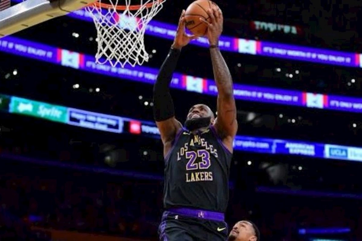 LeBron Ceyms “NBA”da rekord qırdı