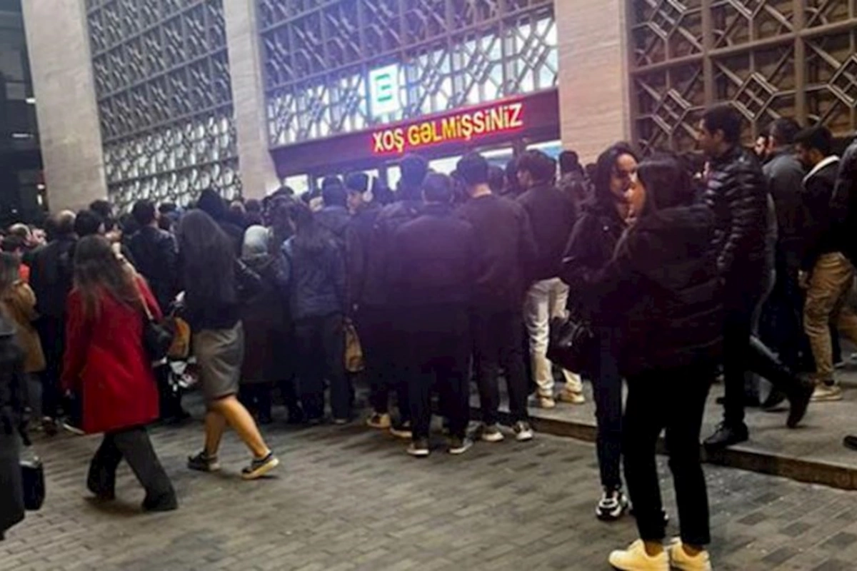 Metrodakı bu vəziyyətlə bağlı rəsmi AÇIQLAMA