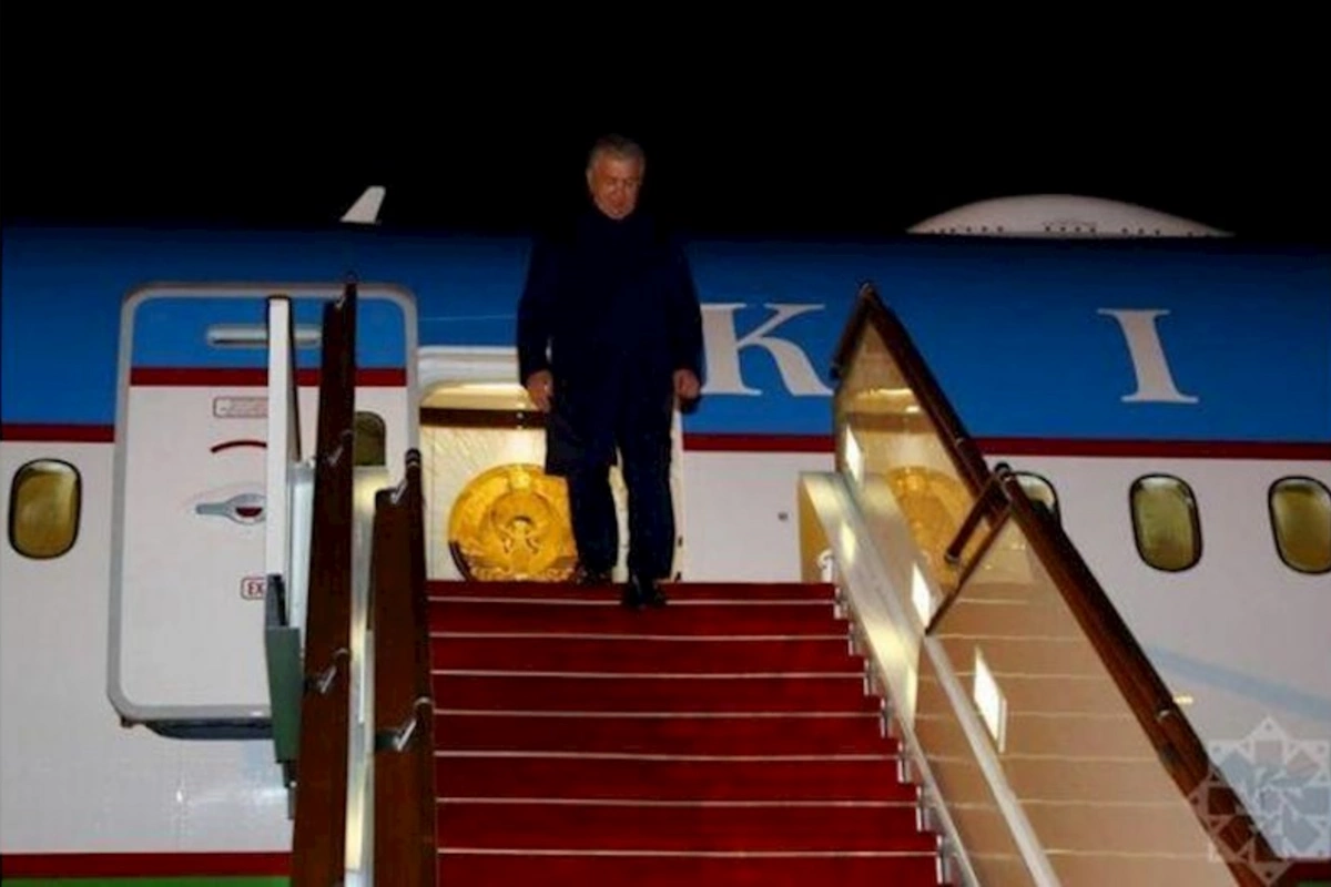 Özbəkistan Prezidenti Azərbaycana gəldi — FOTOLAR