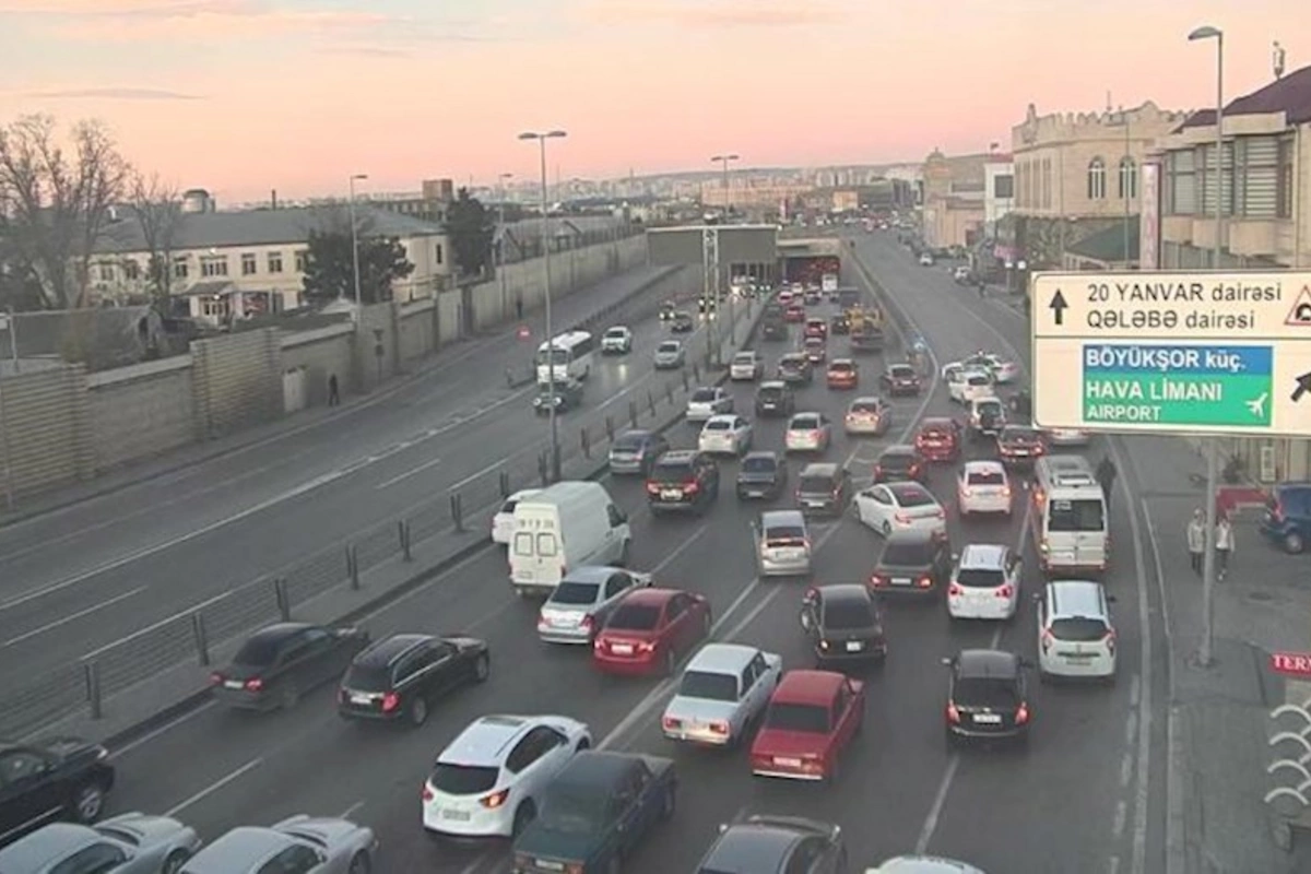 Yanğına görə Dərnəgül yolu BAĞLANDI