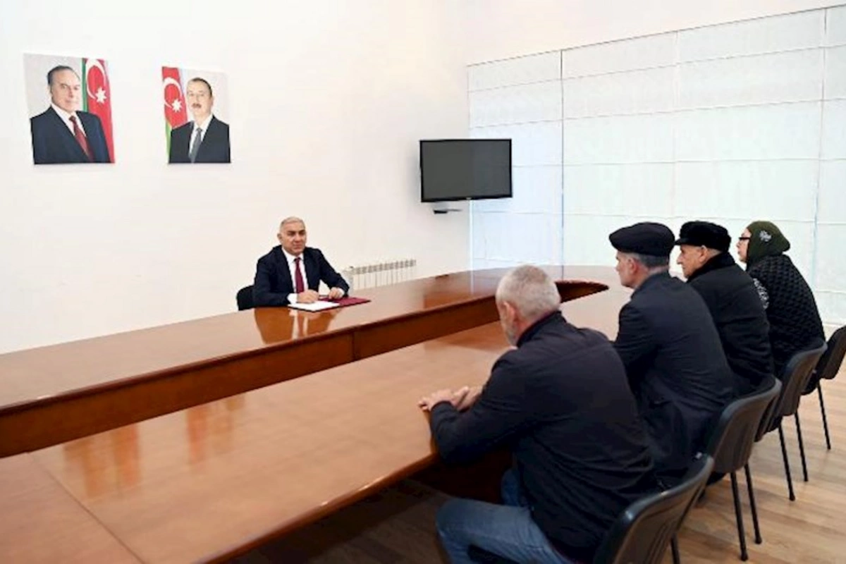 “Azərişıq” sədri Vüqar Əhmədov Şabranda vətəndaşları qəbul edib