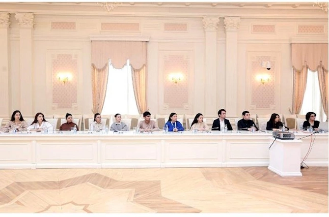 Ali Məhkəmə və MEDİA tələbələr üçün seminar keçirdi — FOTO