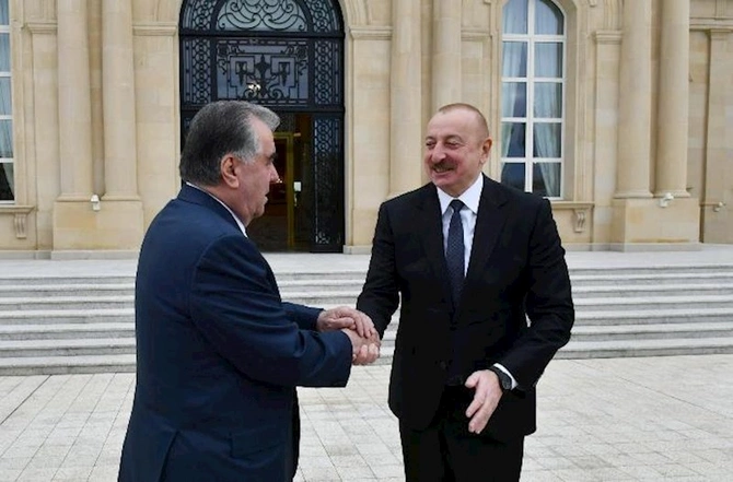 Azərbaycan və Tacikistan prezidentləri görüşdü — FOTOLAR